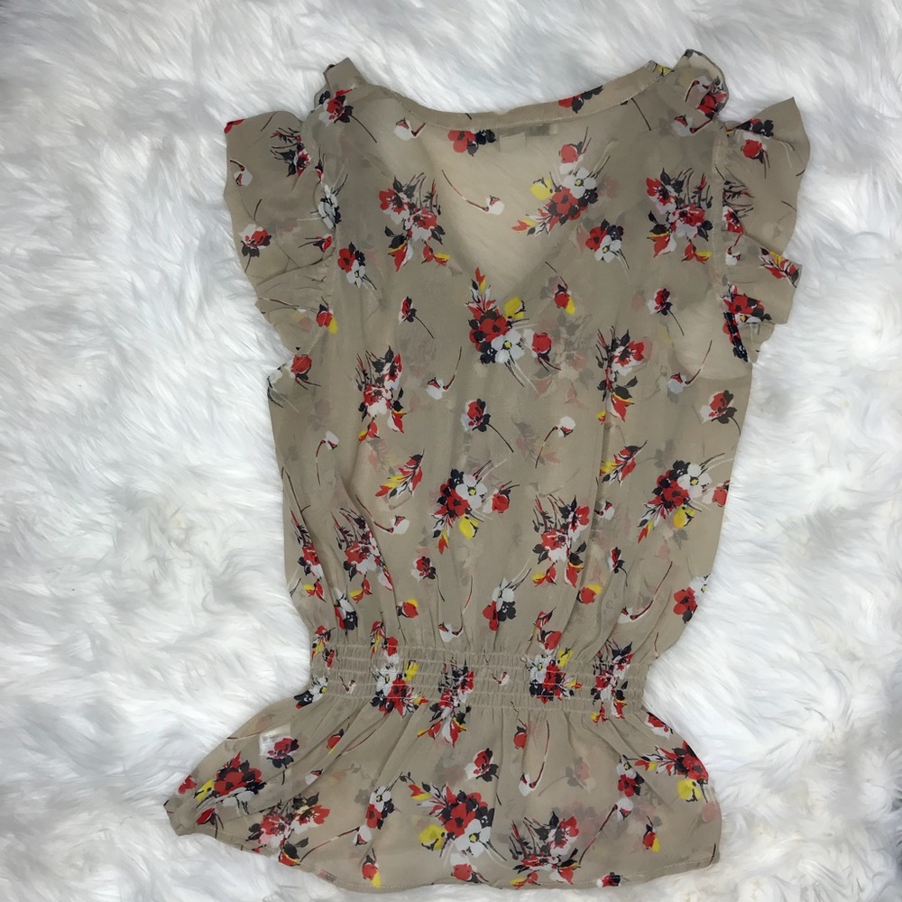 Forever 22 Floral sleeveless ruffle blouse
